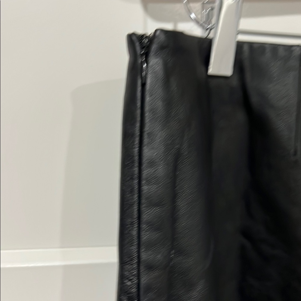 Vintage Jaclyn Smith Elegant Black Leather Skirt Sz 14 - Picture 4 of 7